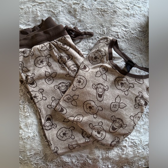 🍯Disney Costco Winnie the Pooh Womens Cozy Pajamas Set - Picture 1 of 6